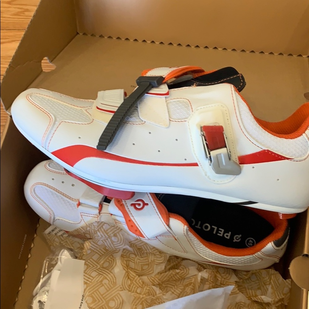 Men’s Pelaton shoes